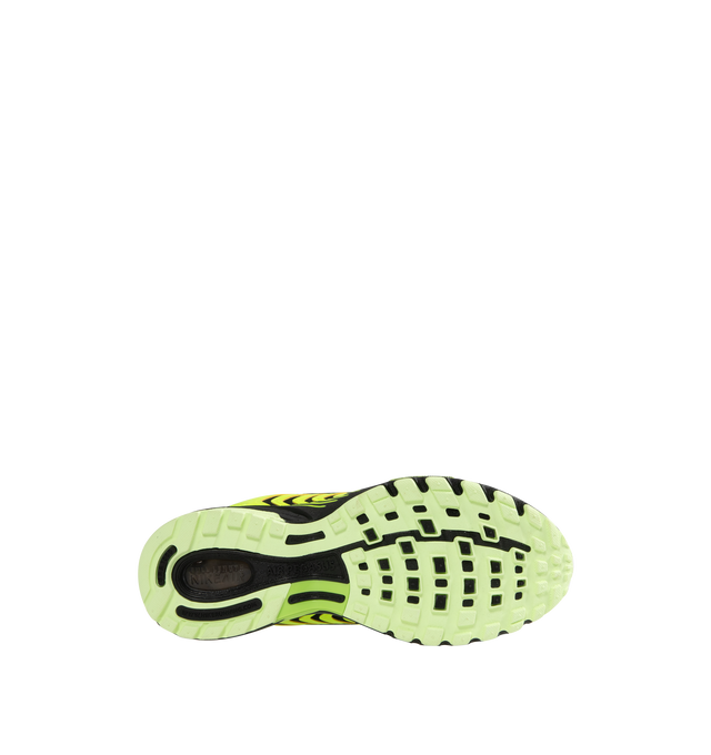 Image 4 of 5 - YELLOW - NIKE Air Peg 2K5 Running Shoe featuring cushy collar, rubber tread, lace-up style, textile and synthetic upper/synthetic lining and sole. 