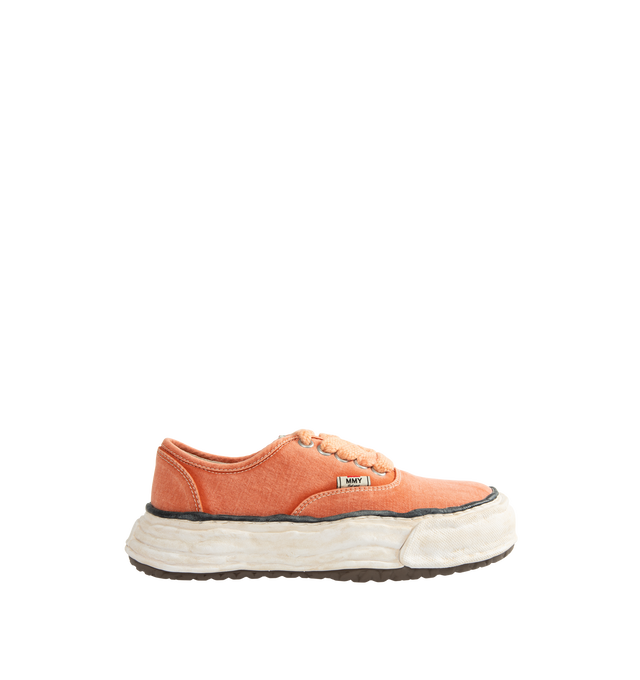 Image 1 of 5 - ORANGE - Maison Mihara Yasuhiro Baker 26 Bleached Canvas Low-Top Sneakers are crafted from a bleached cotton and feature the brand's signature sculpted OG sole, originally molded in clay by the designer. Main Material: Upper: 100% Cotton Canvas. Sole: Rubber. 