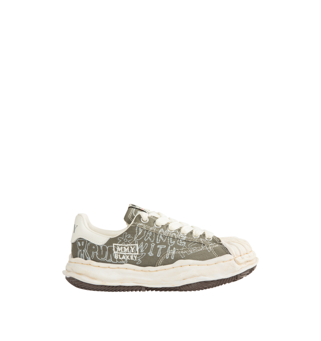 Image 1 of 5 - GREEN - Maison Mihara Yasuhiro Men's Blakey Sneakers feature the brand's signature hand-sculpted OG sole, a premium suede upper, and a classic low-top silhouette for a timeless contemporary look. Designed for the Fall/Winter 2026 collection, these designer sneakers combine Maison Mihara Yasuhiro's experimental aesthetic with embroidered "MMY" and model name detailing, while the sculptural sole and intentional vintage-inspired finishing create a distinctive statement silhouette. Main Materia 