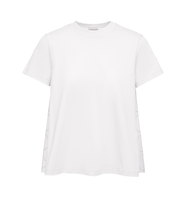 Image 1 of 2 - WHITE - MONCLER T-Shirt featuring short sleeves, crew neck and loose fit. 100% cotton.  