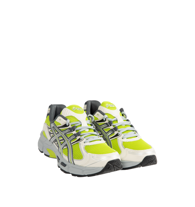 Image 2 of 5 - GREEN - ASICS Mens GEL-STRATUS MC Sneakers feature a breathable air mesh upper with synthetic leather overlays inspired by the GEL-STRATUS 4 running shoe. Designed with rearfoot GEL technology for enhanced cushioning, a GEL-JOG MC-inspired midsole, lace-up closure, and a durable rubber outsole. Upper: Air Mesh and Synthetic Leather; Midsole: Rearfoot GEL Technology; Outsole: Rubber. Imported 