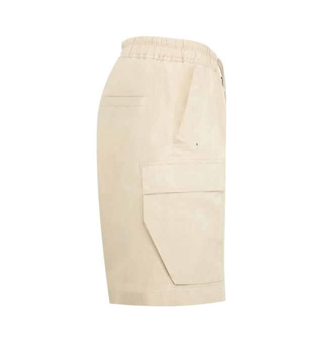 Image 3 of 3 - CHAMPAGNE - RICK OWENS Cargobela Shorts featuring a knee-length silhouette, low crotch, wide leg, exposed zipper and sleek beveled cargo pockets. 97% cotton, 3% elastane. Made in Italy.  