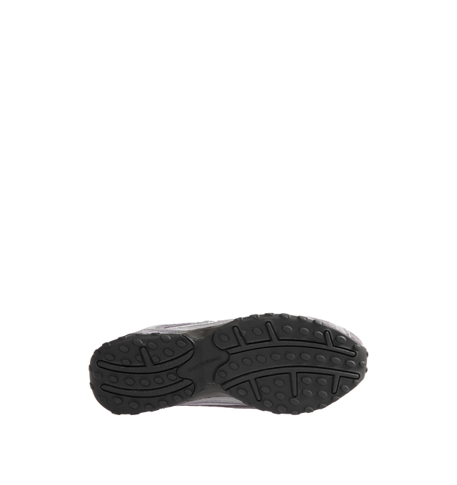 Image 4 of 5 - GREY - New Balance Unisex 204V Sneakers are crafted from premium suede and textile materials. The design features a multi-piece upper with embossed overlays, screen-printed saddle graphics, and a molded 'N' logo. Upper: Premium Suede and Textile. Sole: Rubber. *Unisex style in men's sizing. 